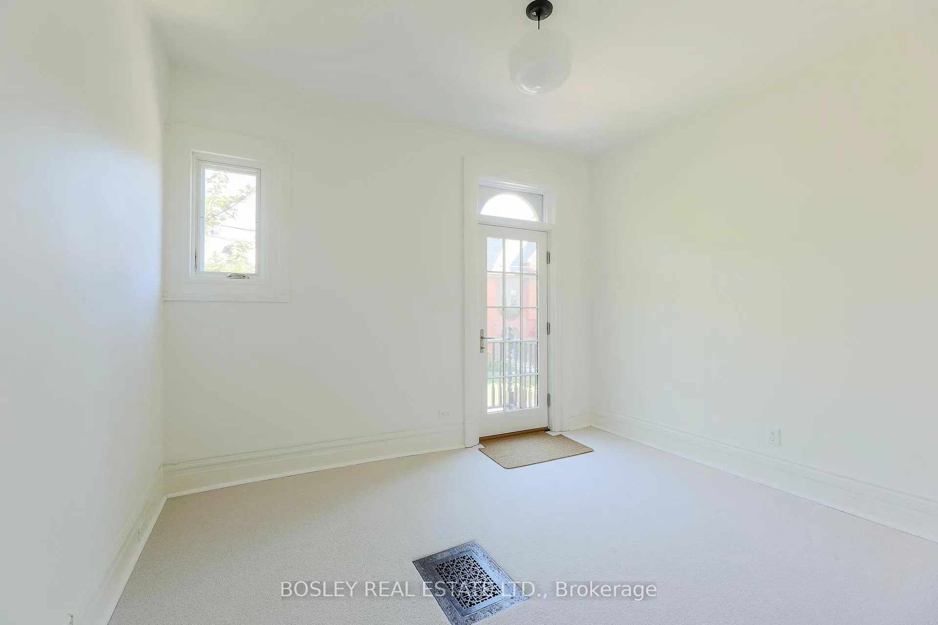 Photo 35 of Unit Upper, 12 Meredith Crescent, Toronto, Rosedale-Moore Park — HOMEH