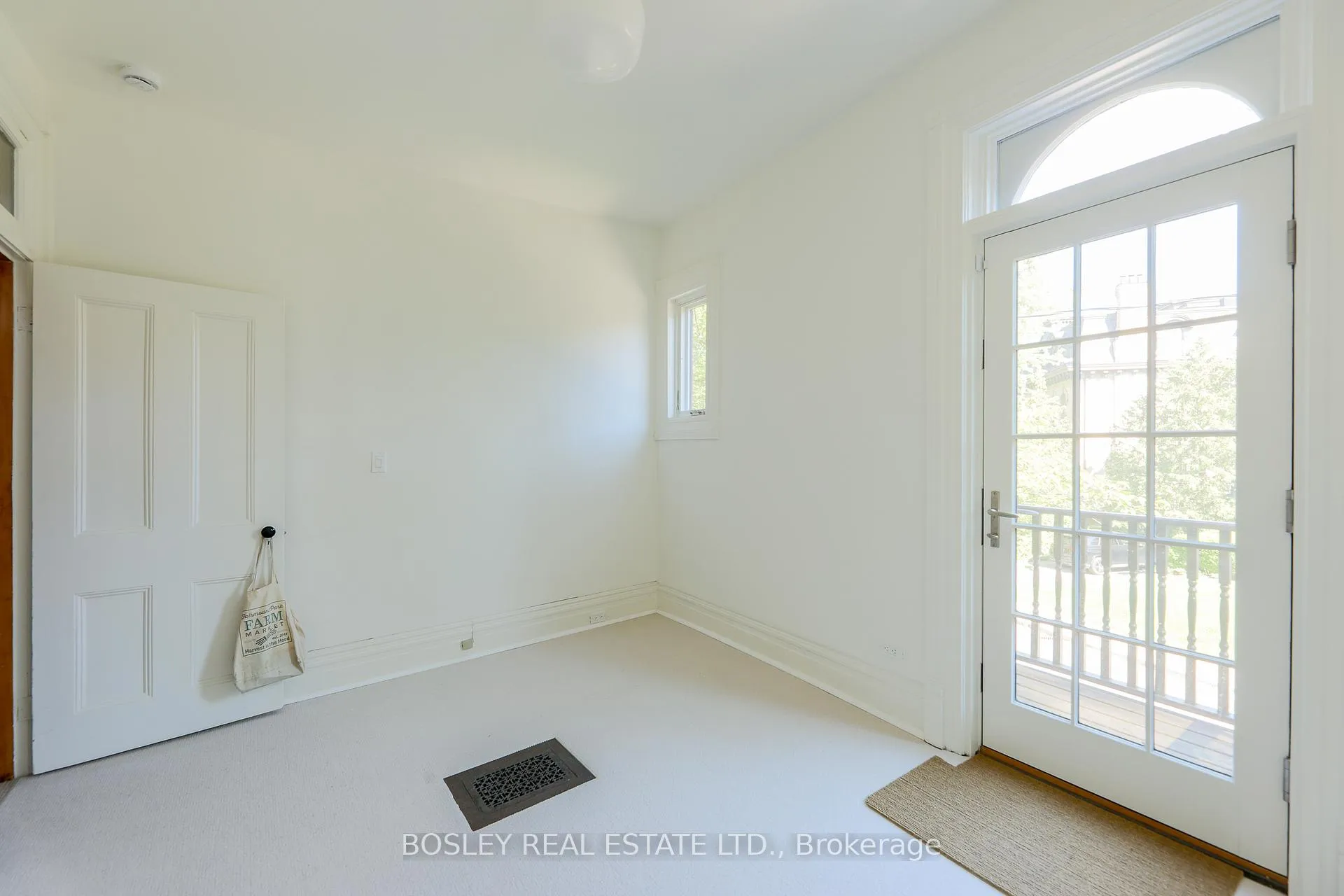 Photo 36 of Unit Upper, 12 Meredith Crescent, Toronto, Rosedale-Moore Park — HOMEH
