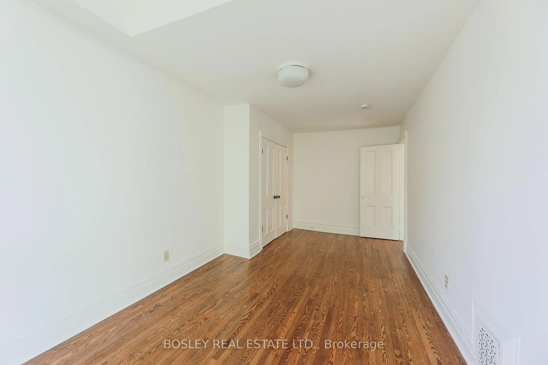 Photo 45 of Unit Upper, 12 Meredith Crescent, Toronto, Rosedale-Moore Park — HOMEH