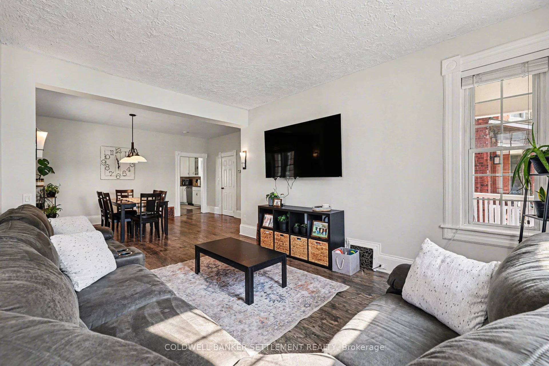 Photo 7 of 88 Russell Street E, Smiths Falls — HOMEH