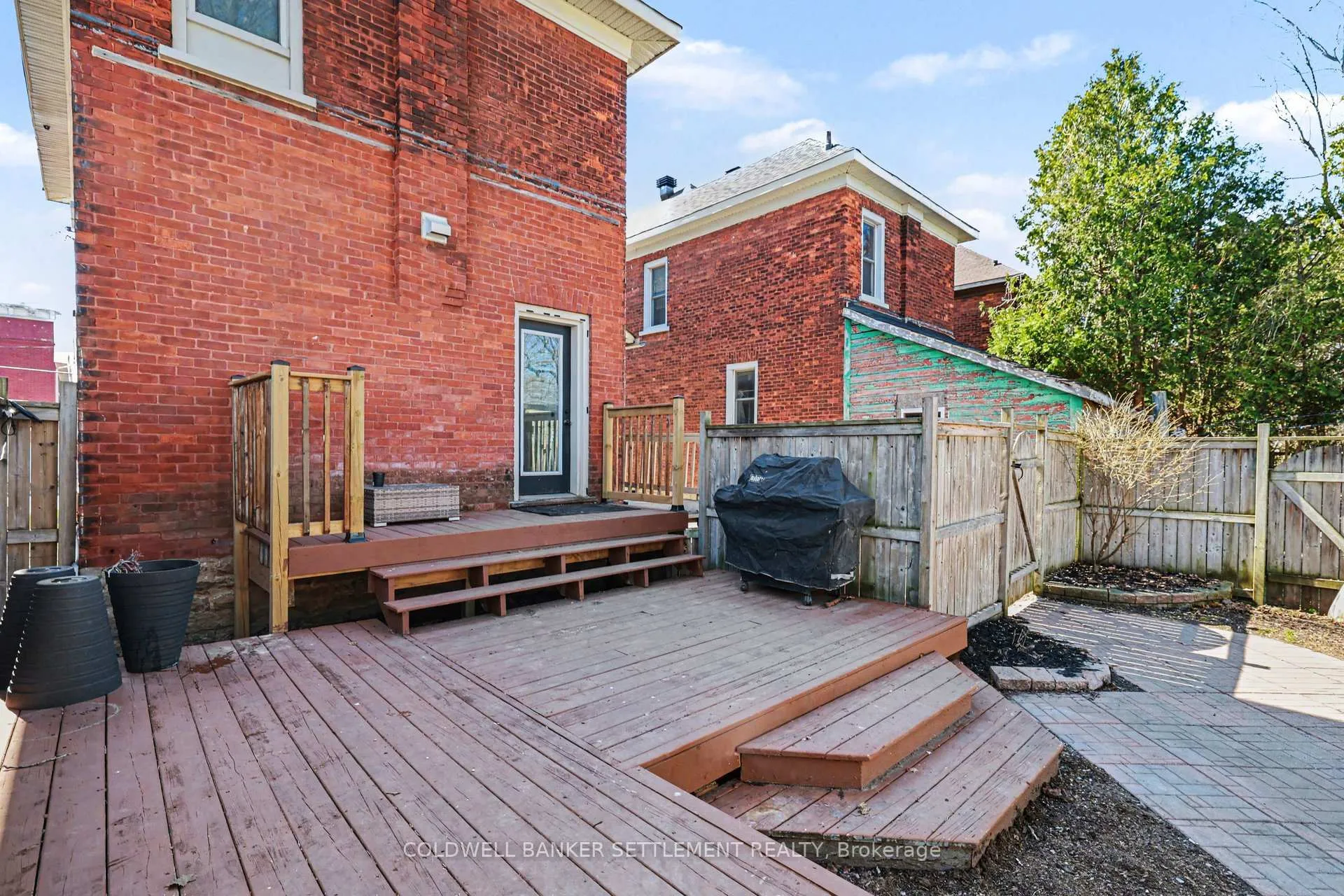 Photo 29 of 88 Russell Street E, Smiths Falls — HOMEH
