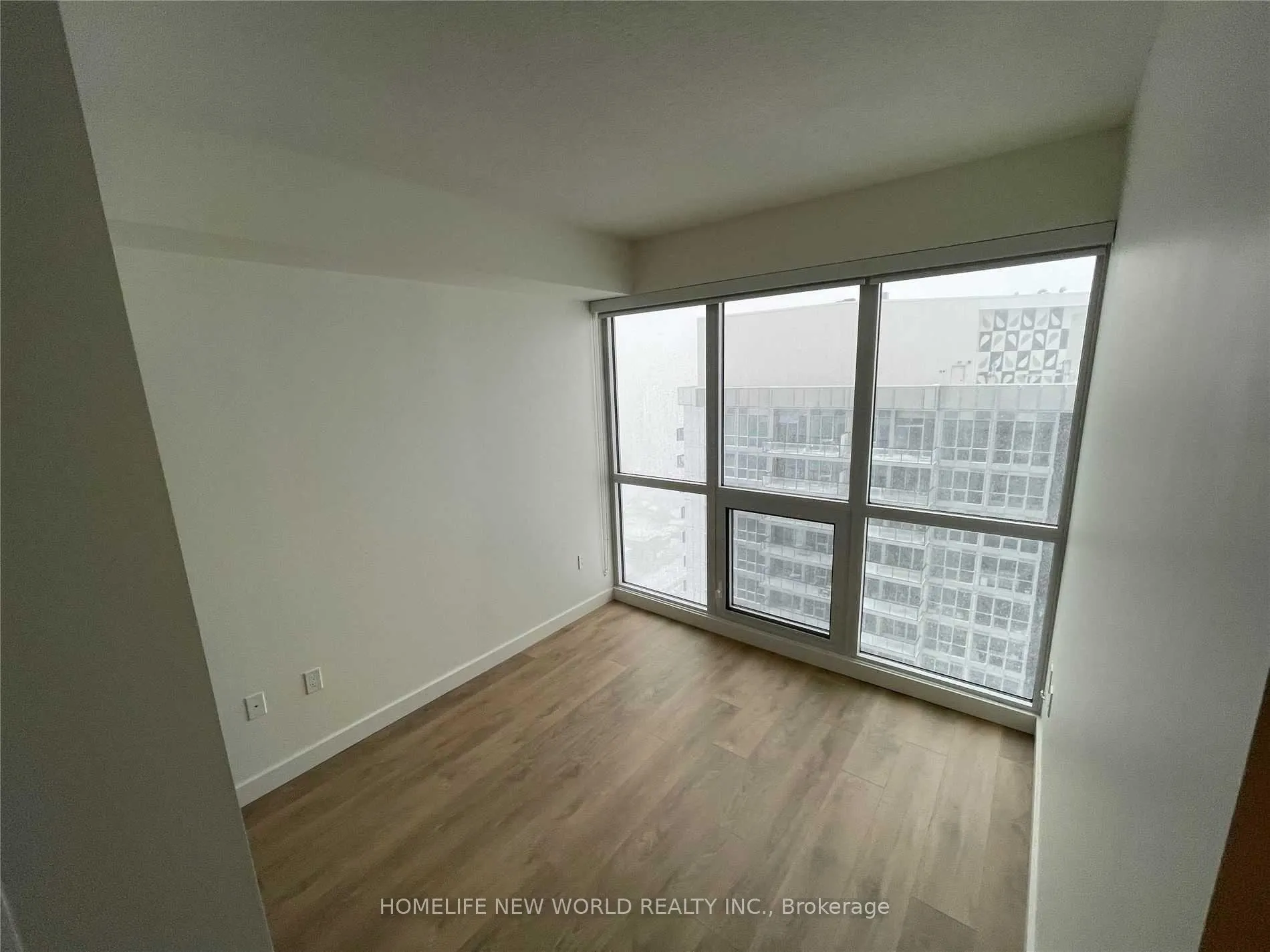 Photo 7 of Unit 4005, 95 Mcmahon Drive, North York, Bayview Village — HOMEH