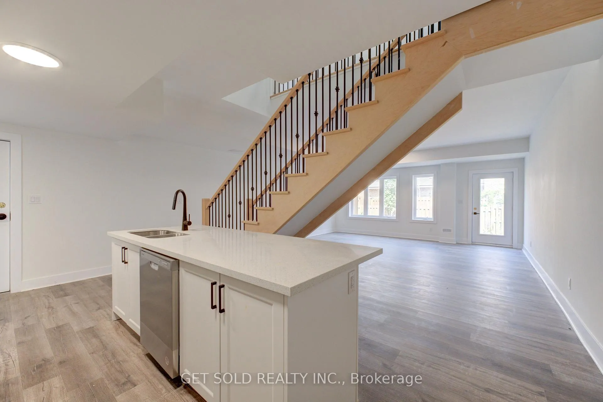 Photo 21 of Unit 3, 6701 Thorold Stone Road, Niagara Falls, Stamford — HOMEH