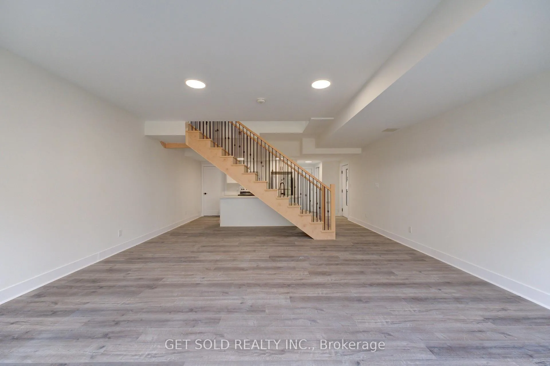 Photo 36 of Unit 3, 6701 Thorold Stone Road, Niagara Falls, Stamford — HOMEH