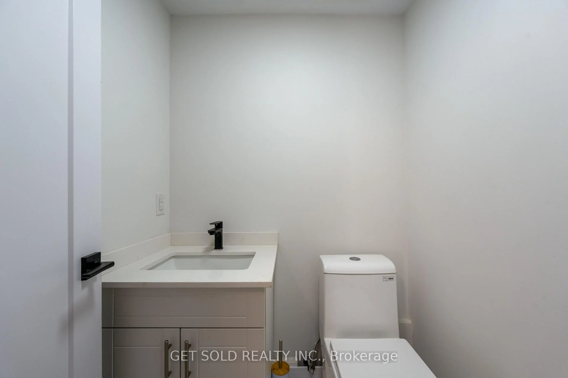 Photo 12 of Unit 3, 6701 Thorold Stone Road, Niagara Falls, Stamford — HOMEH