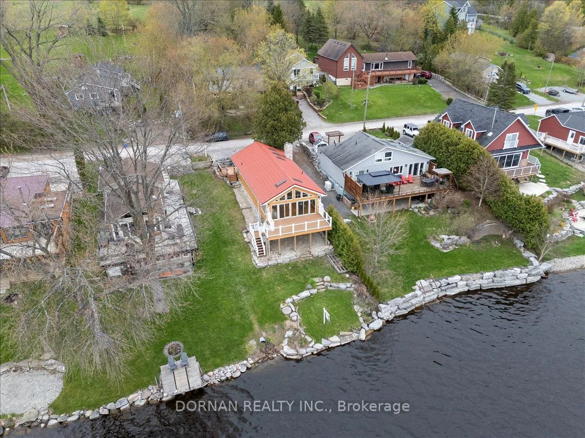 Photo 2 of 204 Portview Road, Scugog, Port Perry — HOMEH