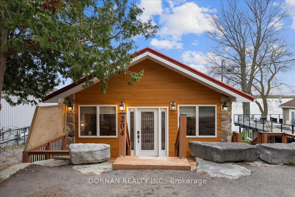 Photo 3 of 204 Portview Road, Scugog, Port Perry — HOMEH