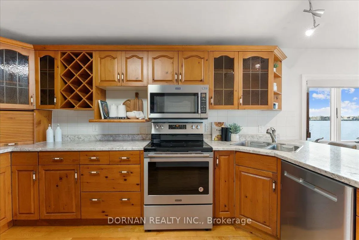 Photo 11 of 204 Portview Road, Scugog, Port Perry — HOMEH