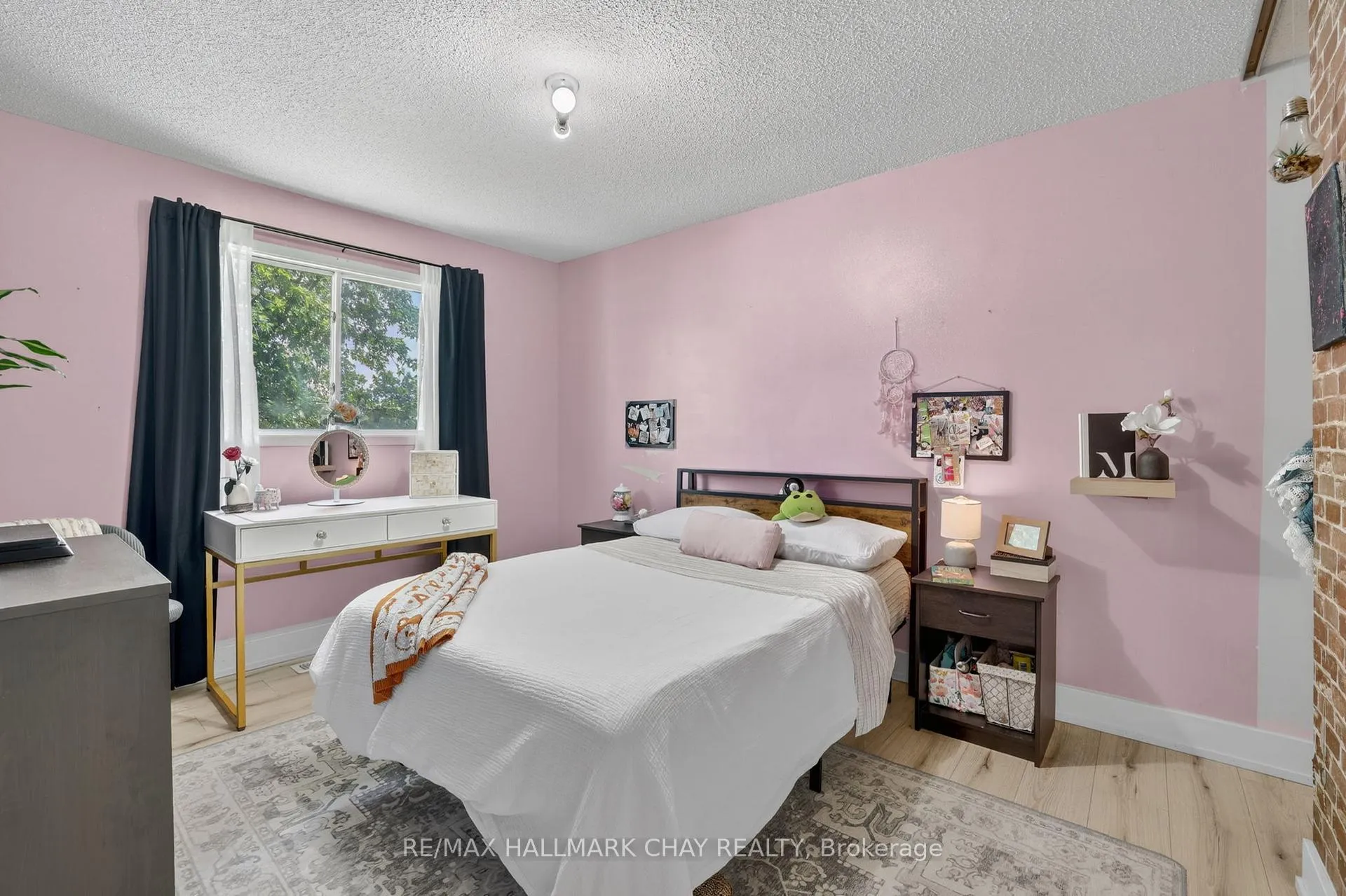 Photo 15 of 2652 Lawrence Avenue, Innisfil, Stroud — HOMEH