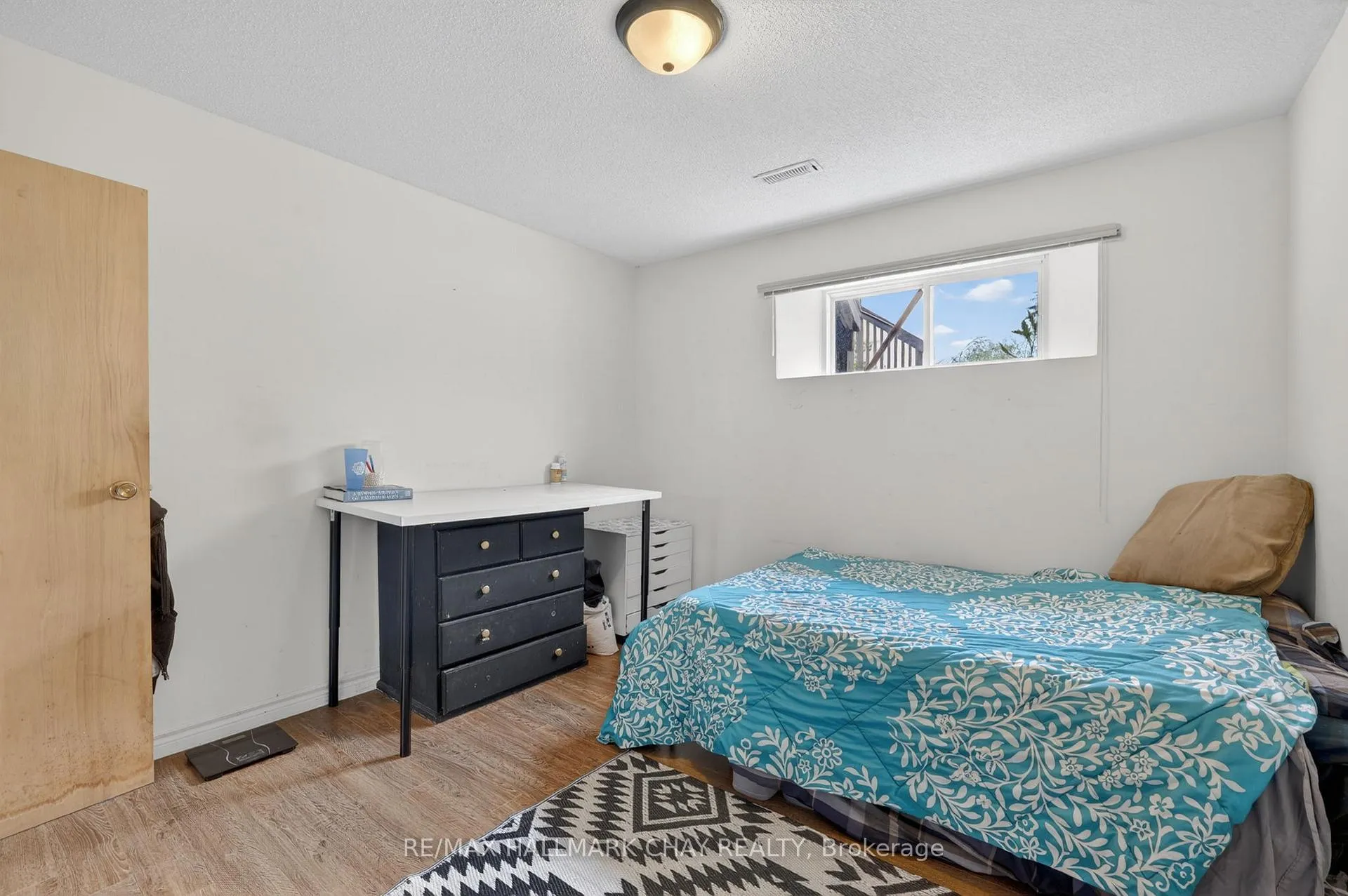 Photo 23 of 2652 Lawrence Avenue, Innisfil, Stroud — HOMEH