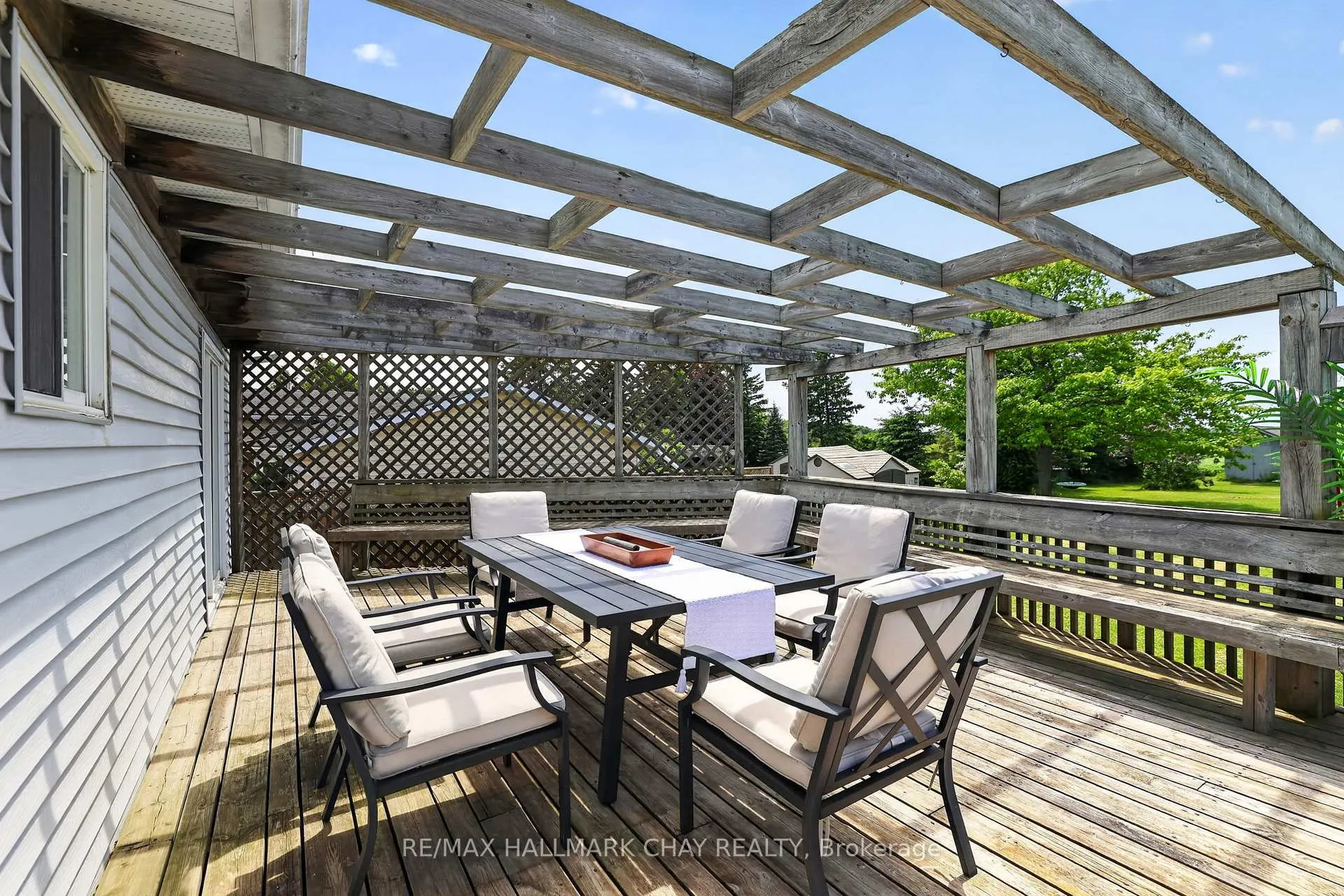 Photo 24 of 2652 Lawrence Avenue, Innisfil, Stroud — HOMEH