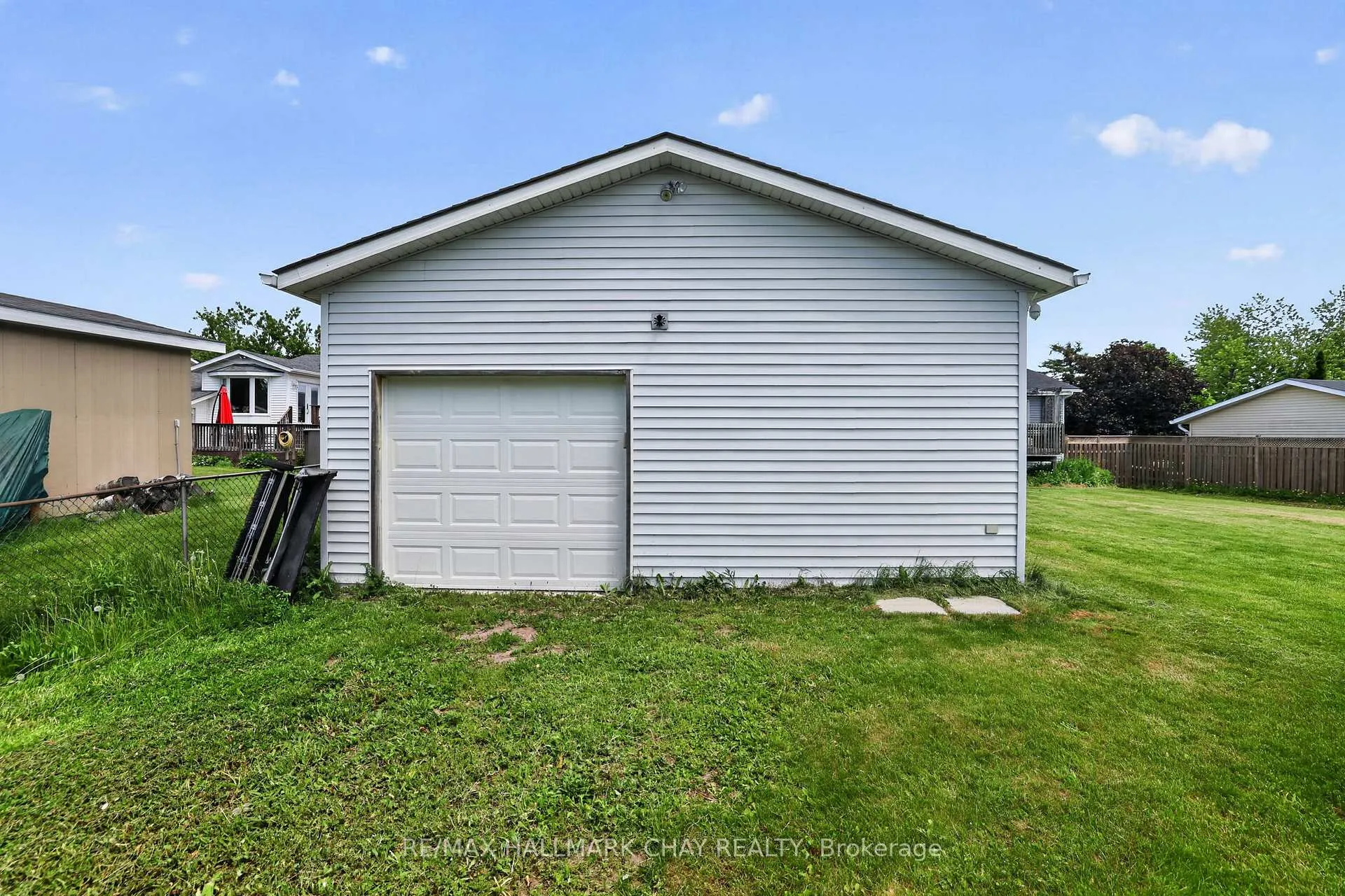 Photo 31 of 2652 Lawrence Avenue, Innisfil, Stroud — HOMEH