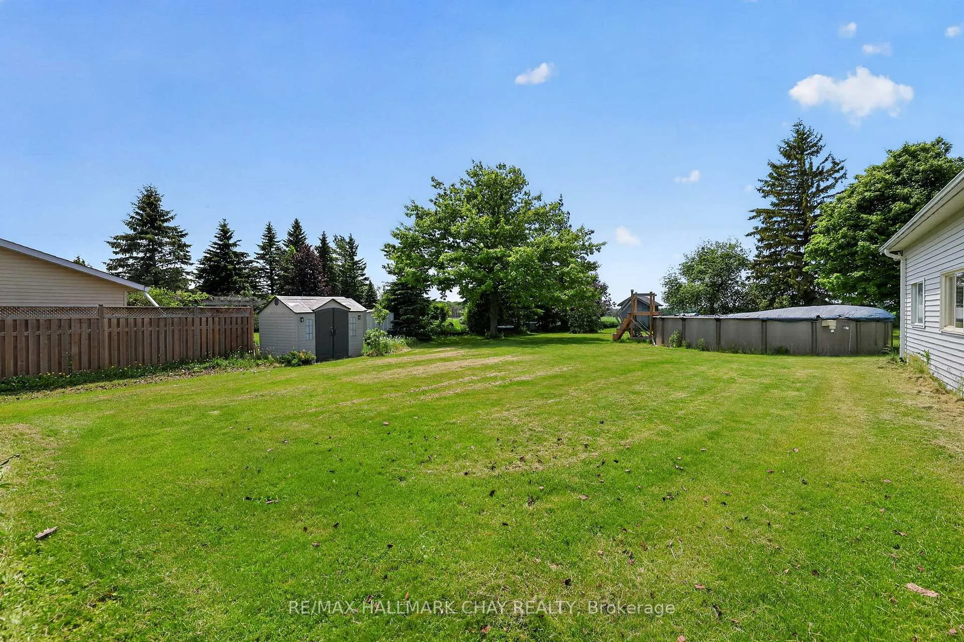 Photo 32 of 2652 Lawrence Avenue, Innisfil, Stroud — HOMEH