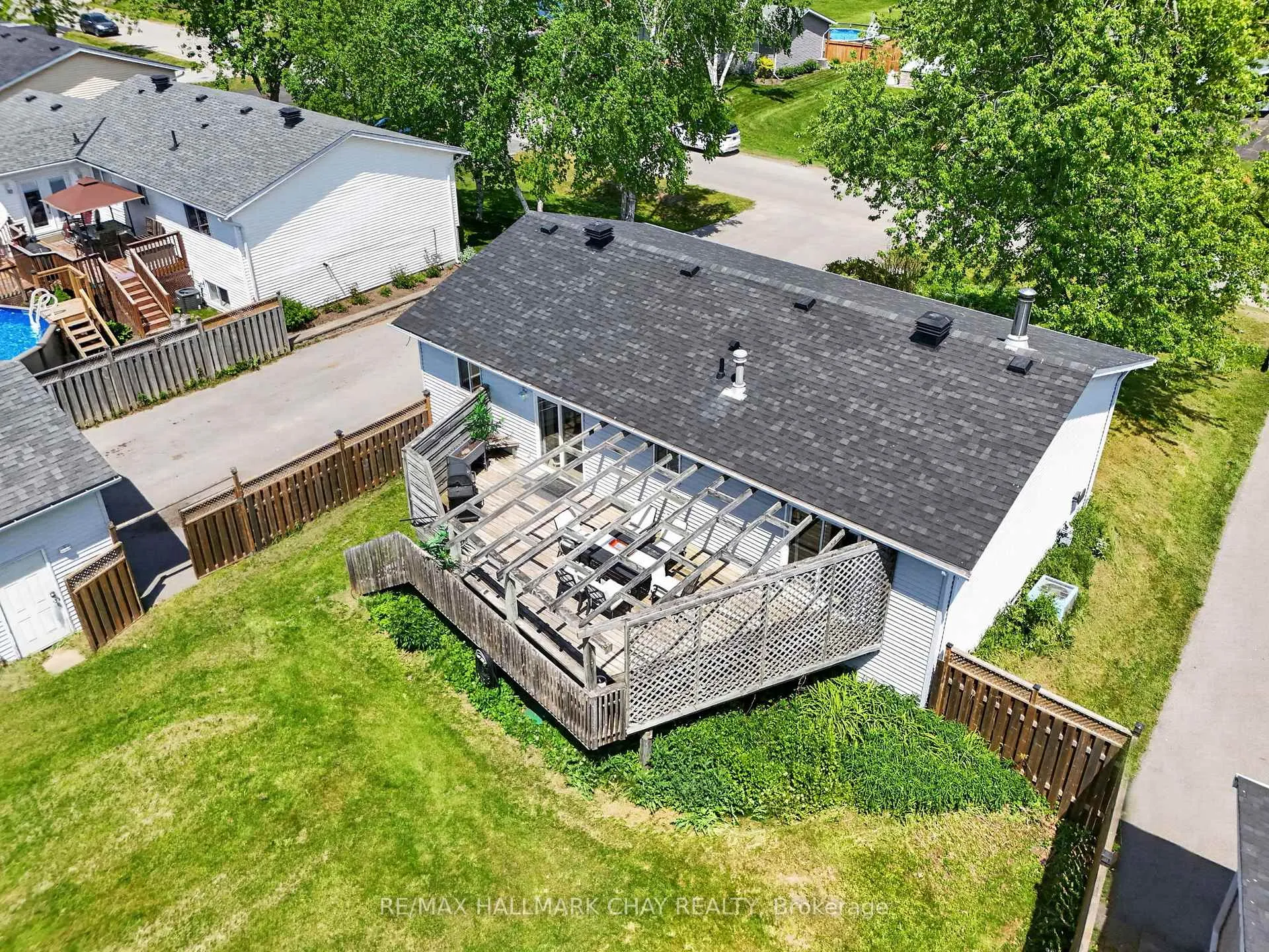 Photo 40 of 2652 Lawrence Avenue, Innisfil, Stroud — HOMEH
