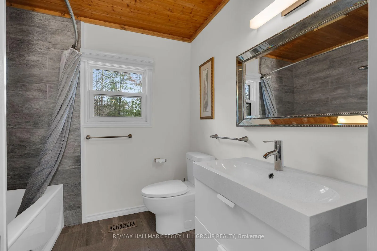 Photo 13 of 7672 Birch Drive, Ramara, Rural Ramara — HOMEH