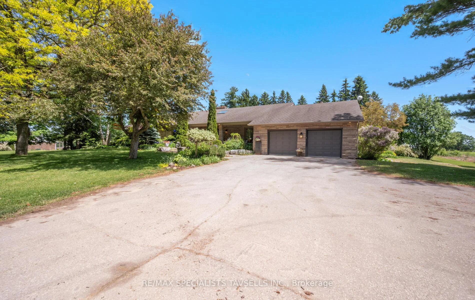 Photo 2 of 3585 Boston Mills Road, Caledon, Rural Caledon — HOMEH