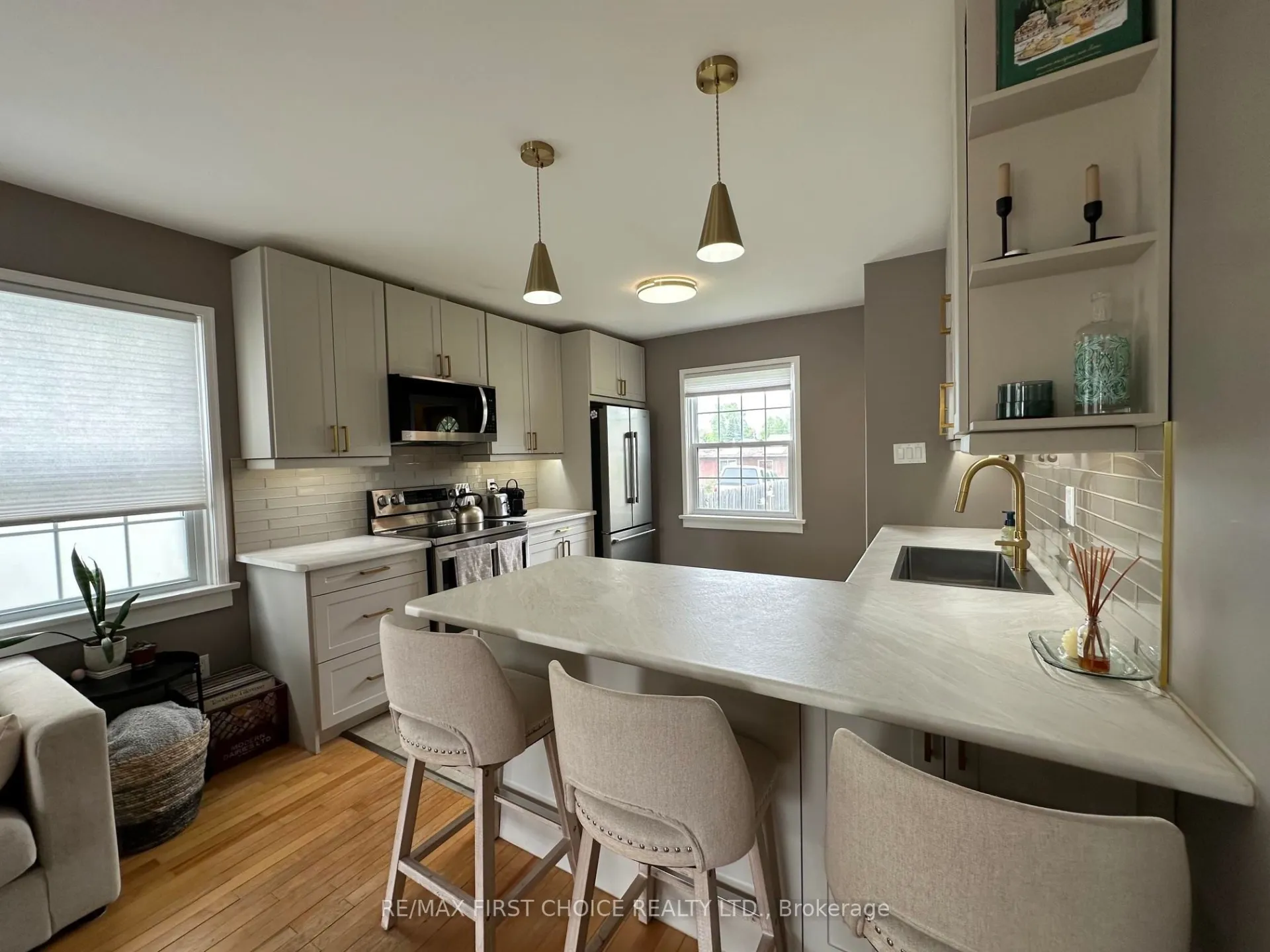 Photo 10 of 305 Mary Street E, Thunder Bay, Westfort — HOMEH