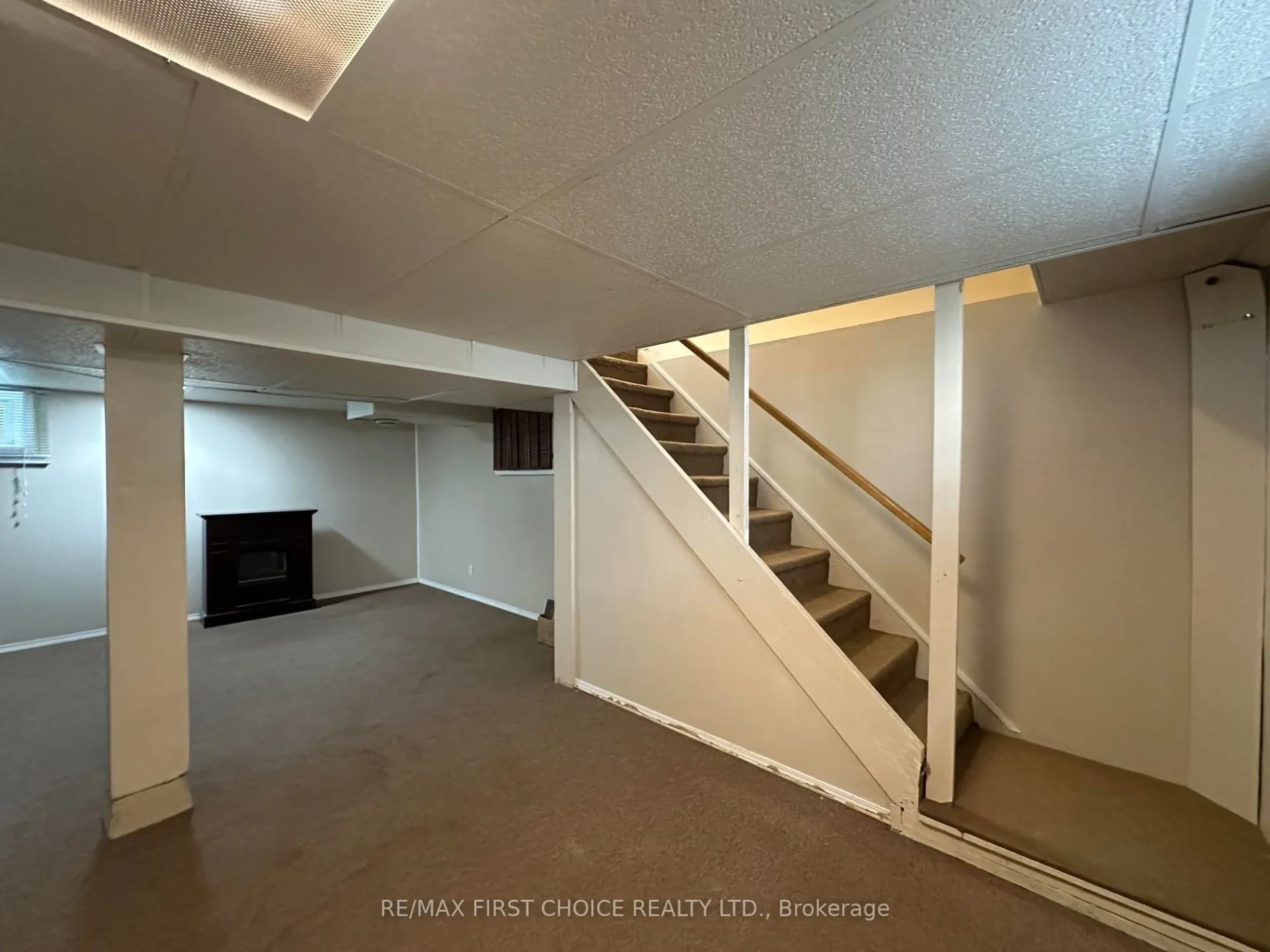 Photo 17 of 305 Mary Street E, Thunder Bay, Westfort — HOMEH