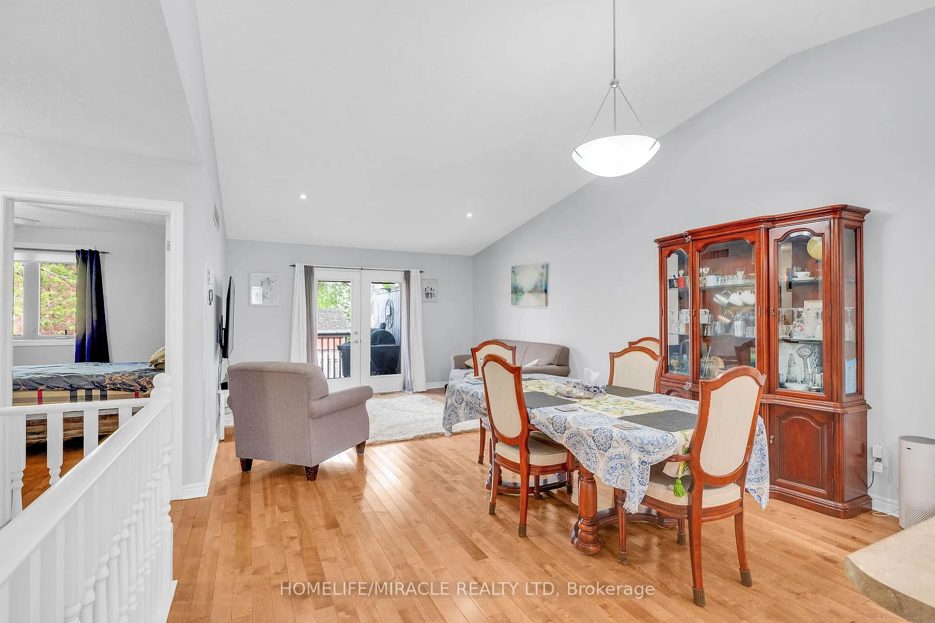 Photo 7 of Unit 3, 560 Grey Street, Brantford, Echo Place — HOMEH