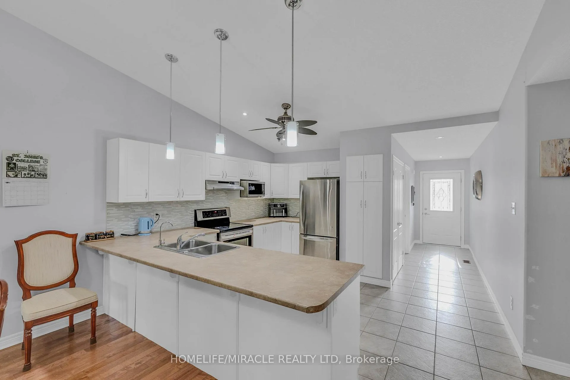 Photo 11 of Unit 3, 560 Grey Street, Brantford, Echo Place — HOMEH