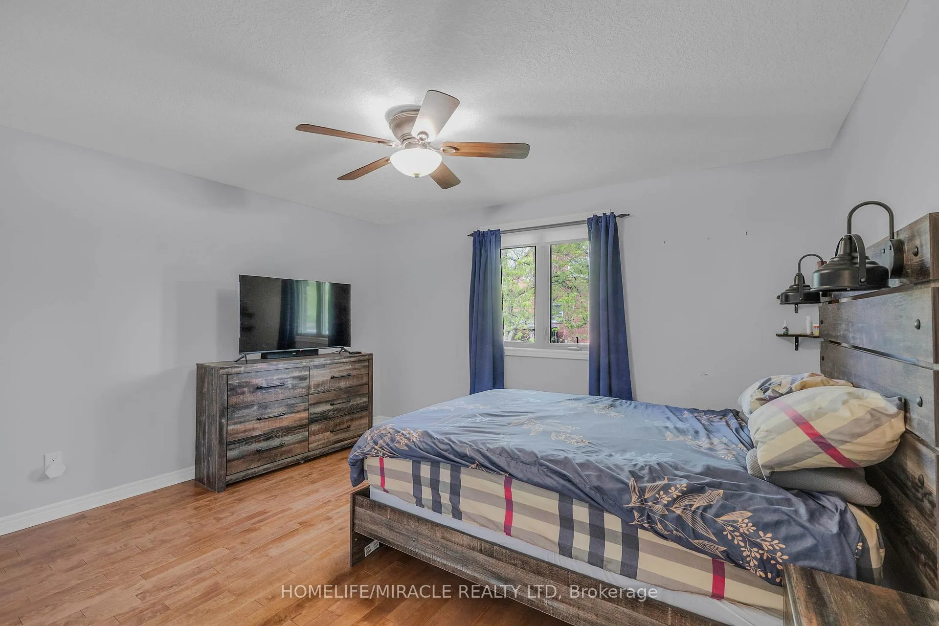 Photo 13 of Unit 3, 560 Grey Street, Brantford, Echo Place — HOMEH