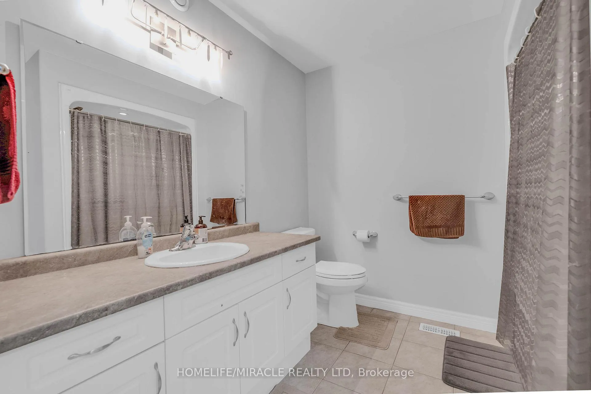 Photo 18 of Unit 3, 560 Grey Street, Brantford, Echo Place — HOMEH