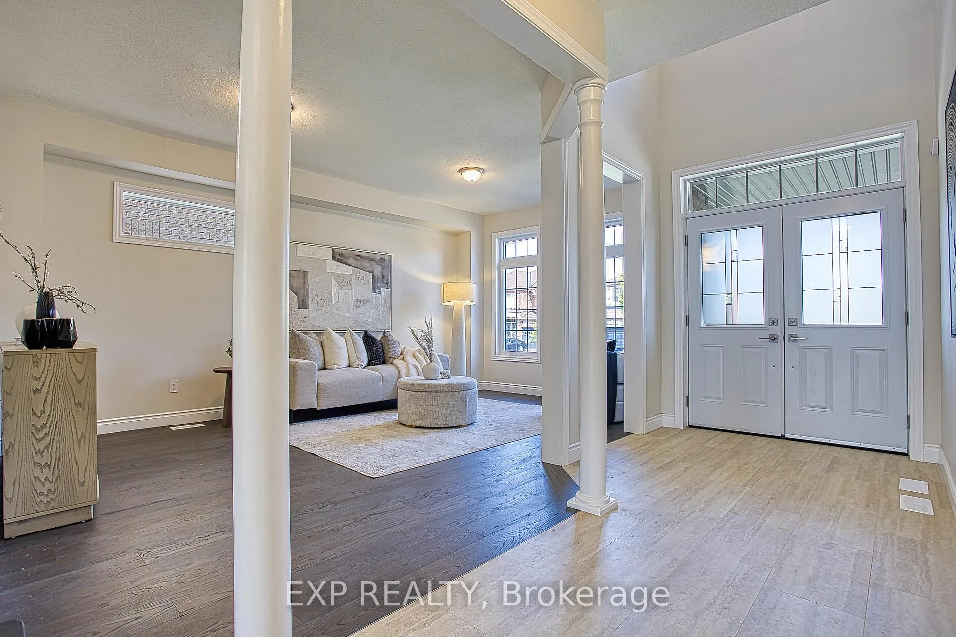 Photo 4 of 156 McKnight Avenue, Hamilton, Waterdown — HOMEH