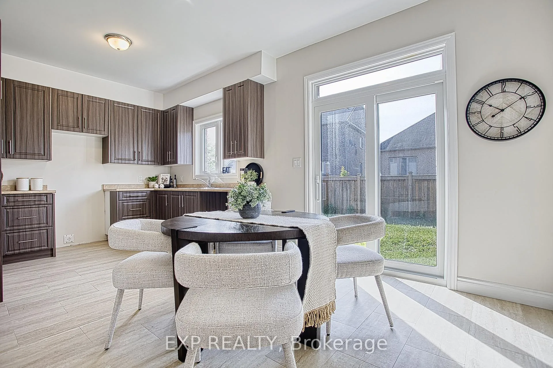 Photo 10 of 156 McKnight Avenue, Hamilton, Waterdown — HOMEH