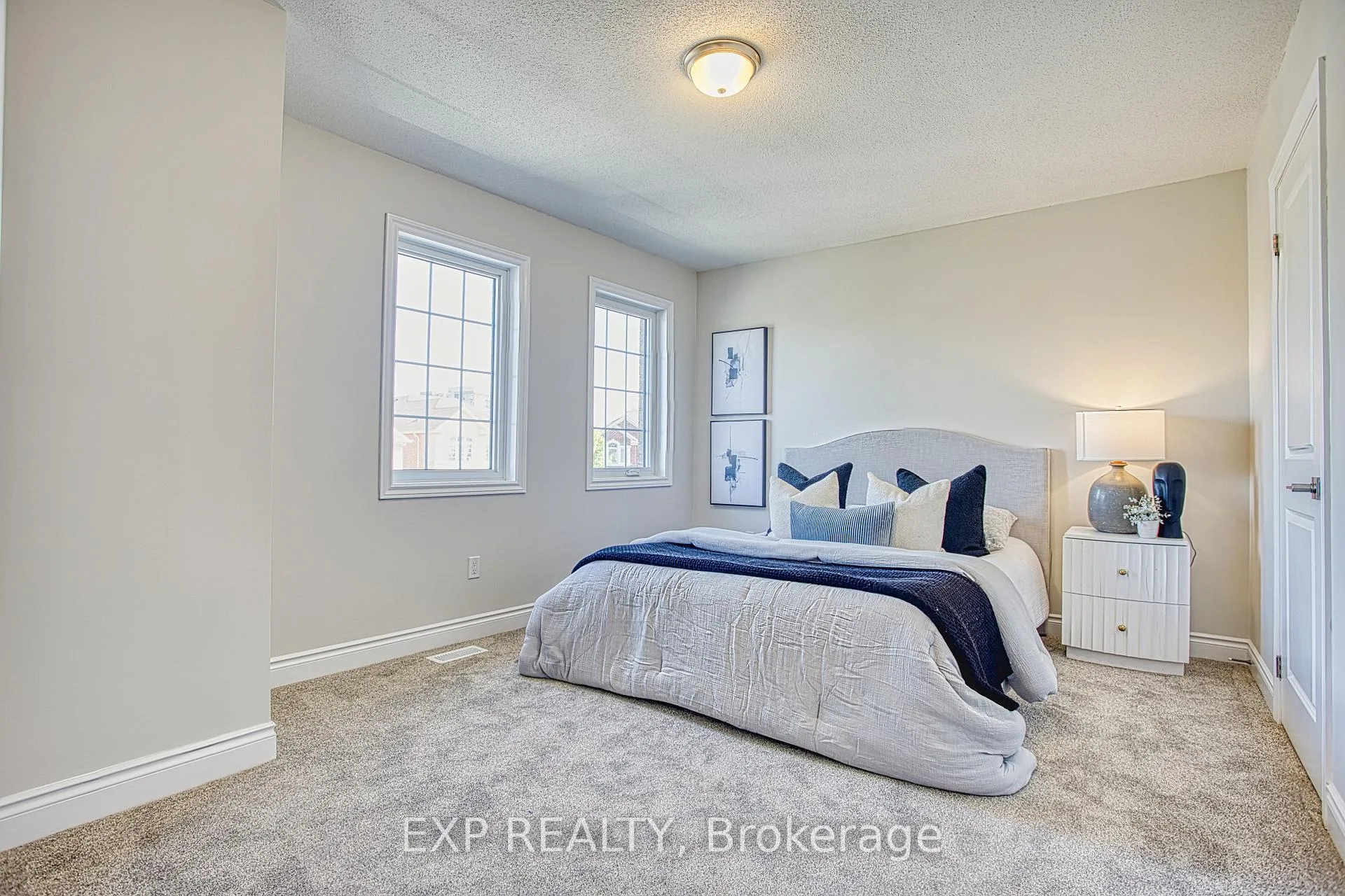 Photo 31 of 156 McKnight Avenue, Hamilton, Waterdown — HOMEH