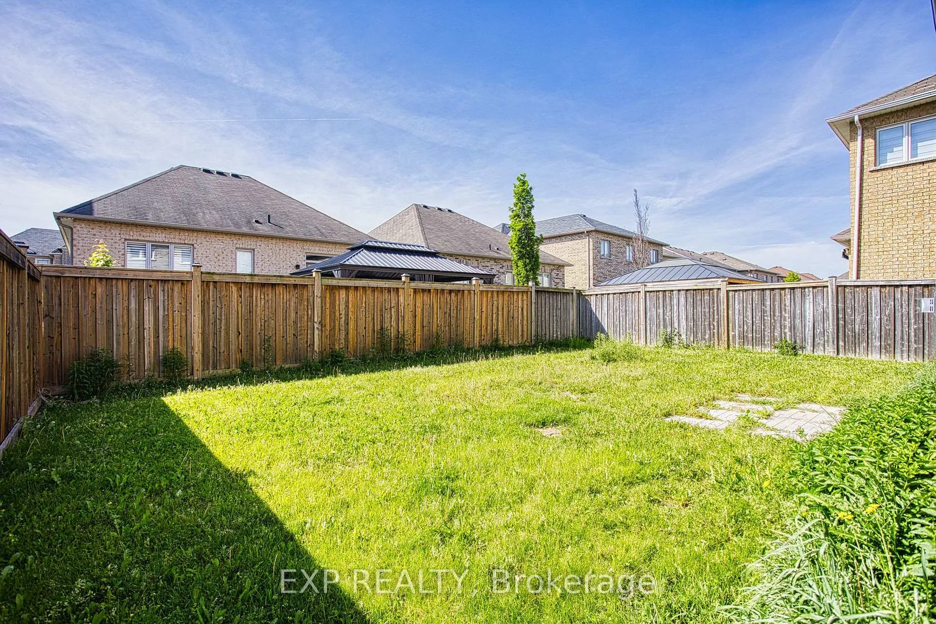Photo 37 of 156 McKnight Avenue, Hamilton, Waterdown — HOMEH