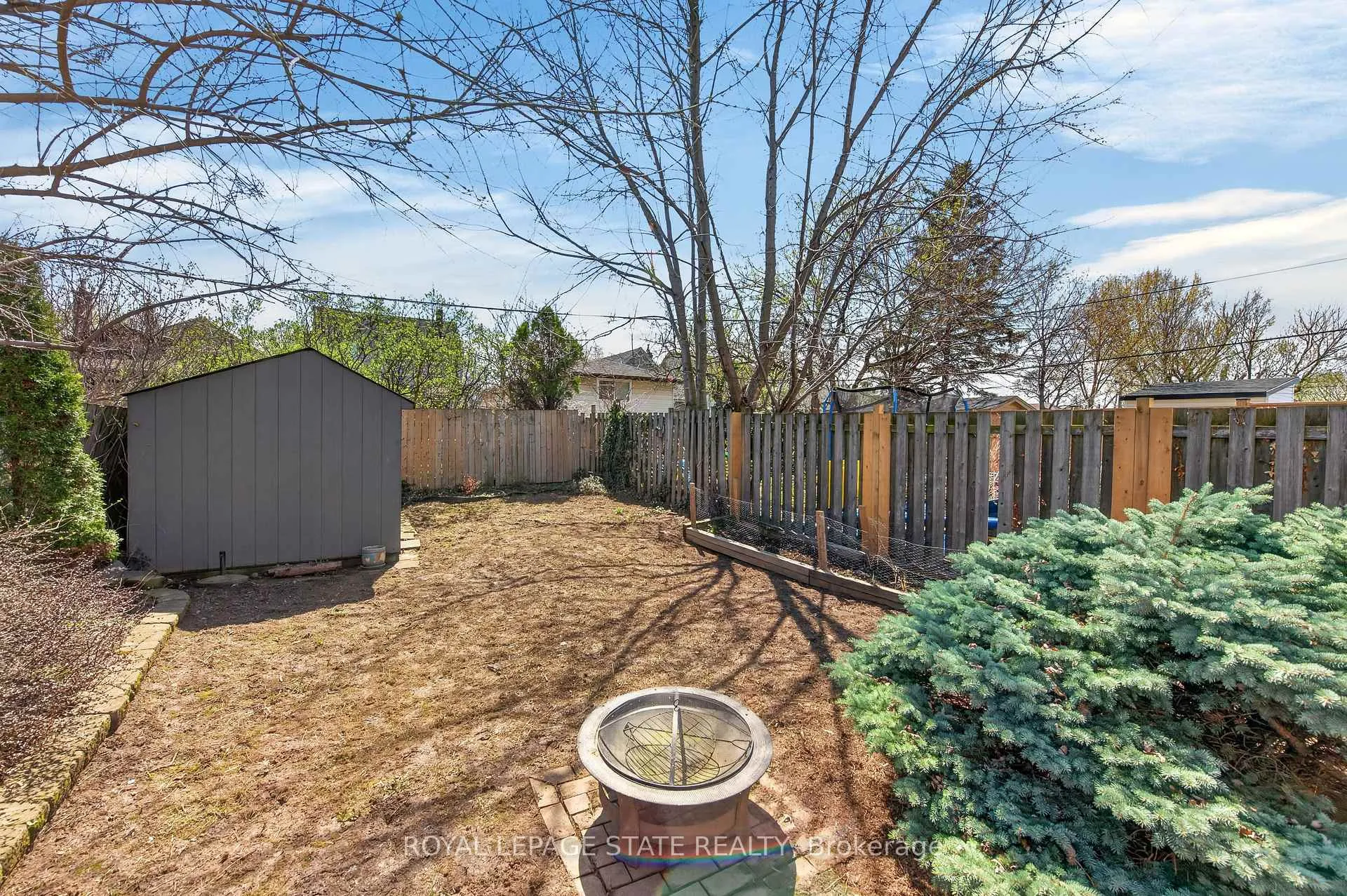 Photo 26 of 30 Cambridge Avenue, Hamilton, Crown Point — HOMEH