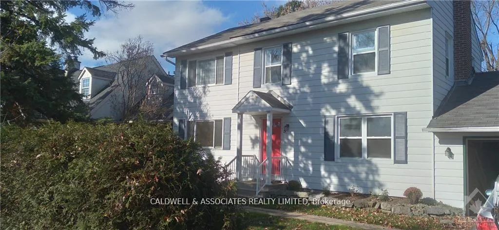 Photo 1 of 5 Arundel Avenue, Ottawa, Manor Park — HOMEH