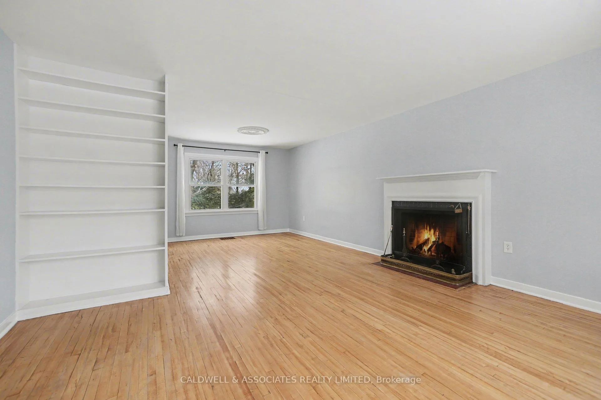 Photo 6 of 5 Arundel Avenue, Ottawa, Manor Park — HOMEH