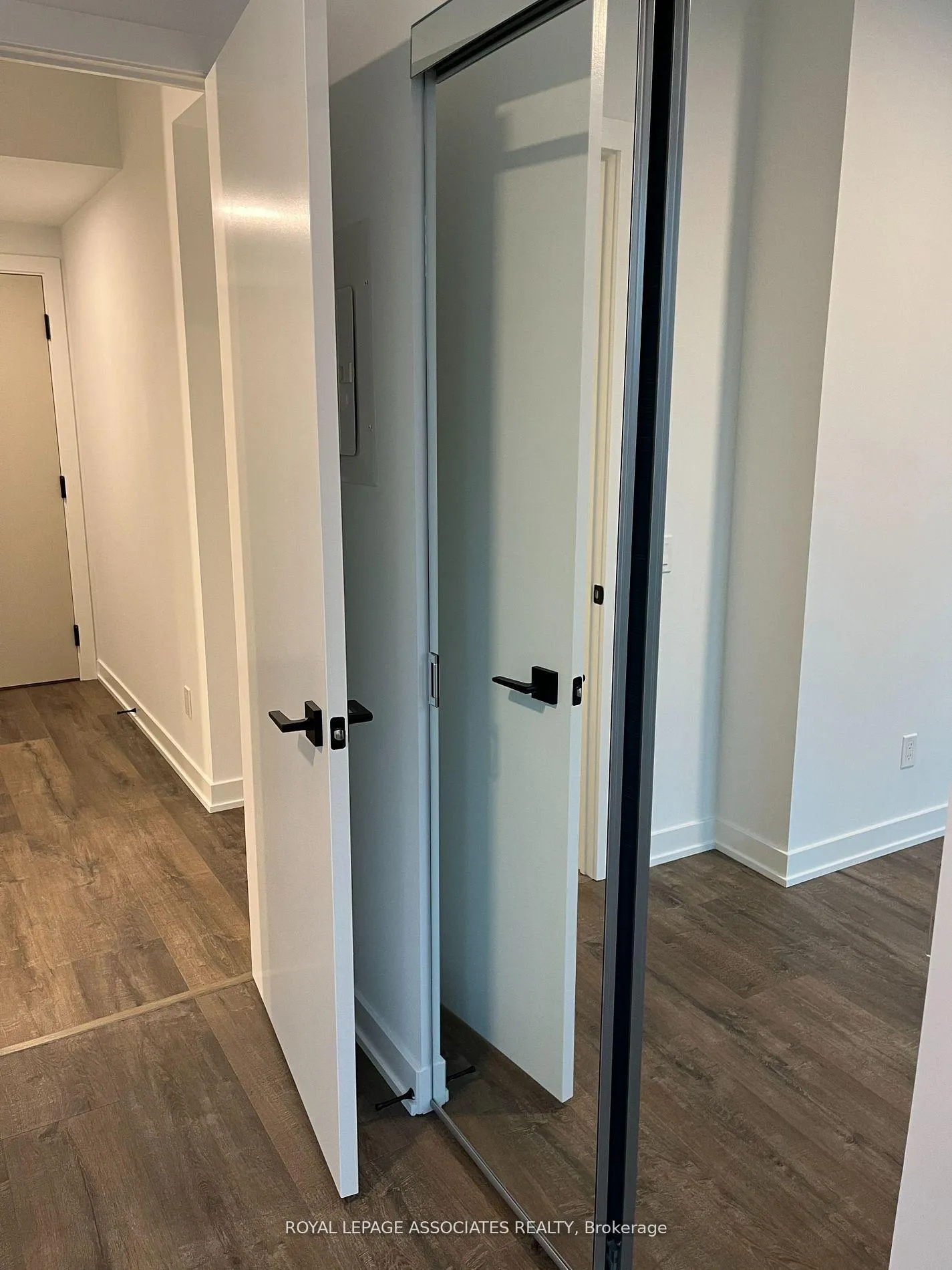 Photo 7 of Unit 2706, 327 King Street W, Toronto, Waterfront Communities — HOMEH
