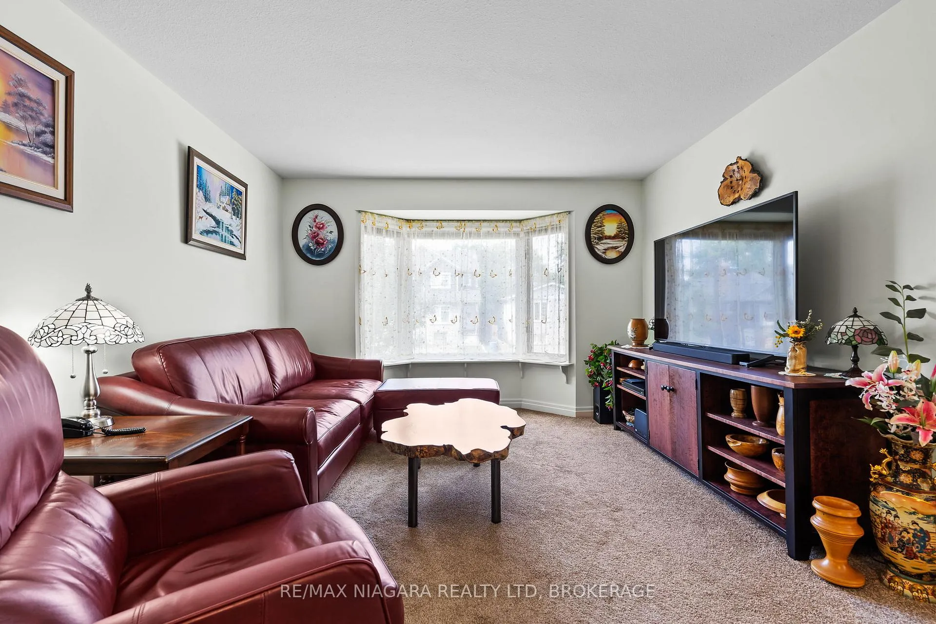 Photo 7 of 59 Leeper Street, St. Catharines, Western Hill — HOMEH