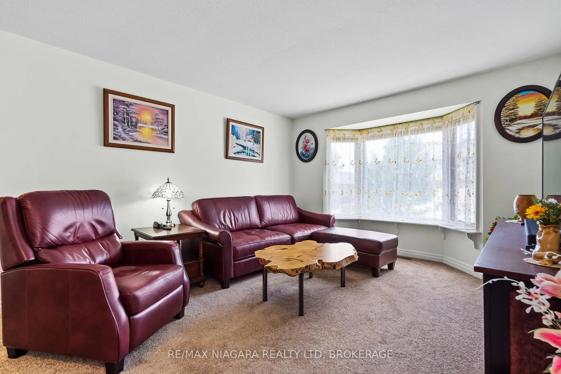 Photo 8 of 59 Leeper Street, St. Catharines, Western Hill — HOMEH