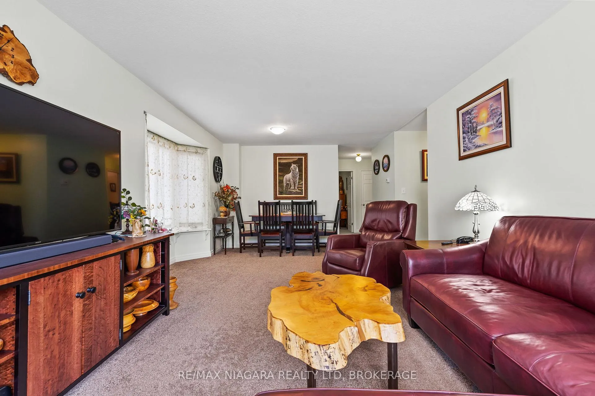 Photo 9 of 59 Leeper Street, St. Catharines, Western Hill — HOMEH