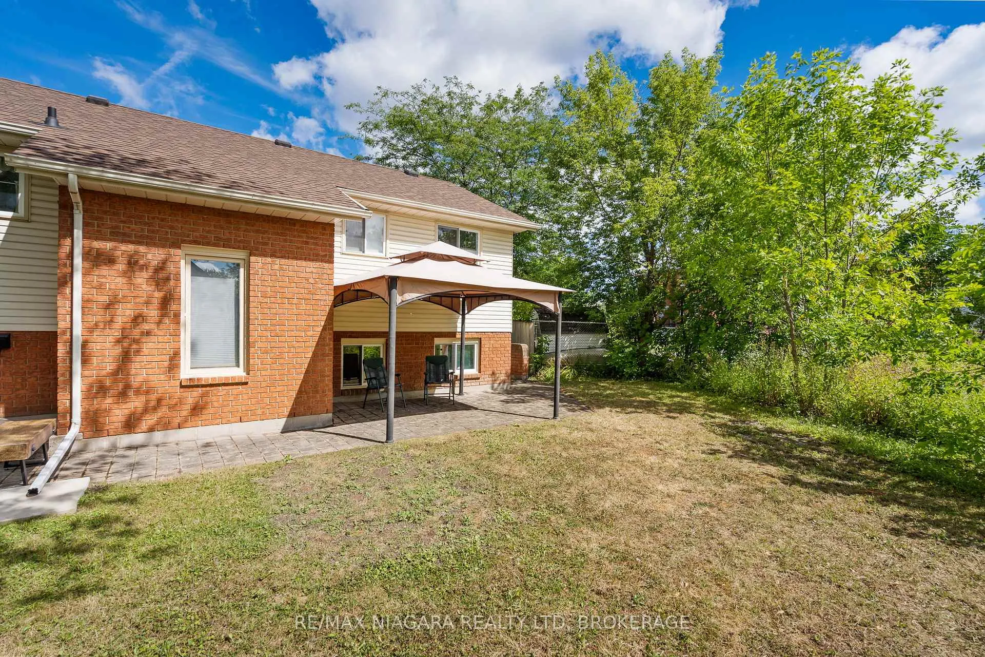 Photo 24 of 59 Leeper Street, St. Catharines, Western Hill — HOMEH