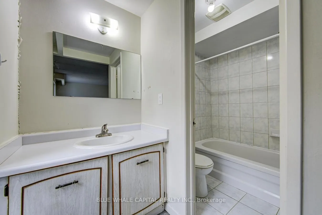 Photo 30 of 38 Thimble Berry Way, North York, Hillcrest Village — HOMEH