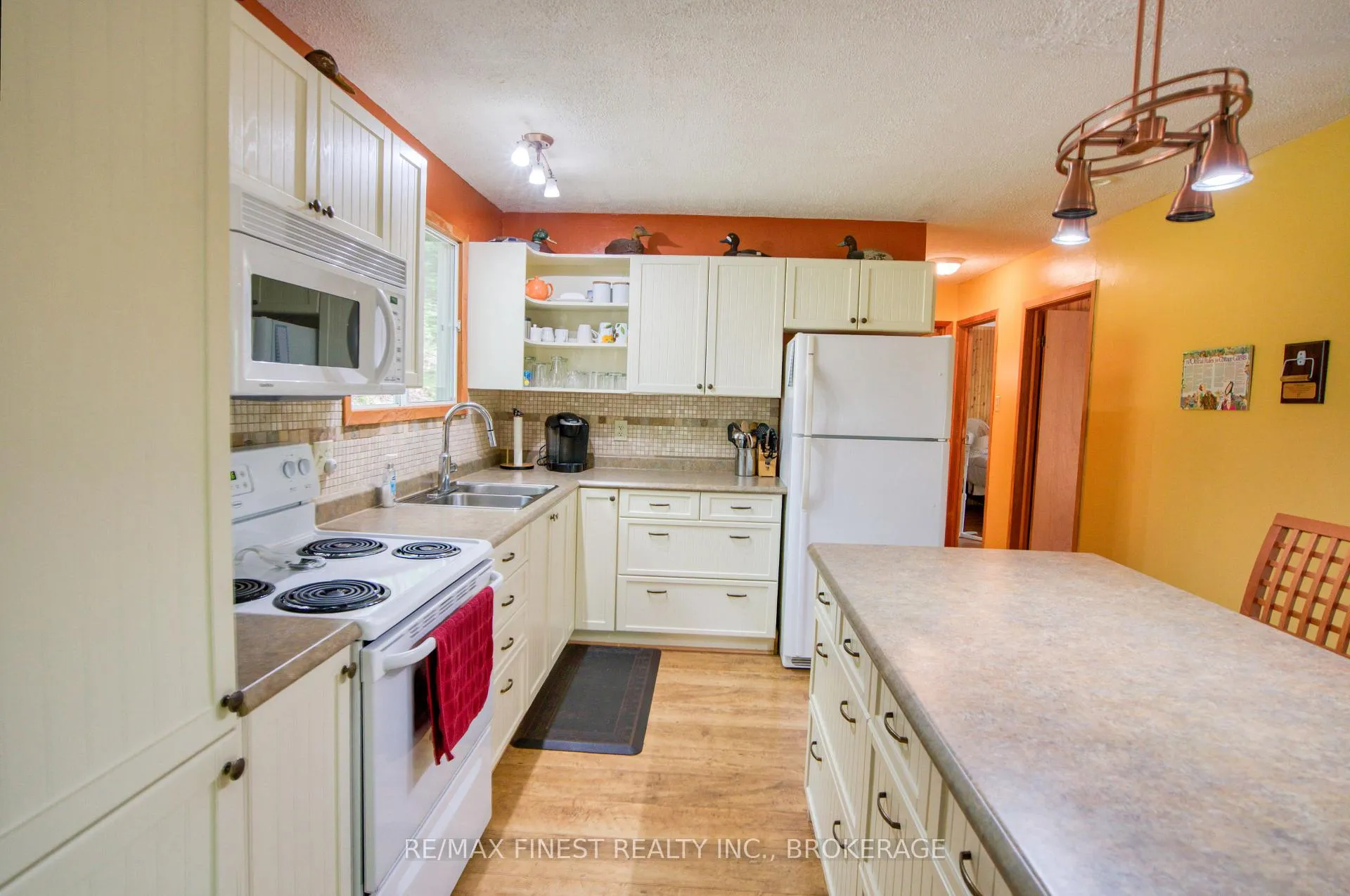 Photo 16 of 64 Round Island Lane, Frontenac, Frontenac South — HOMEH