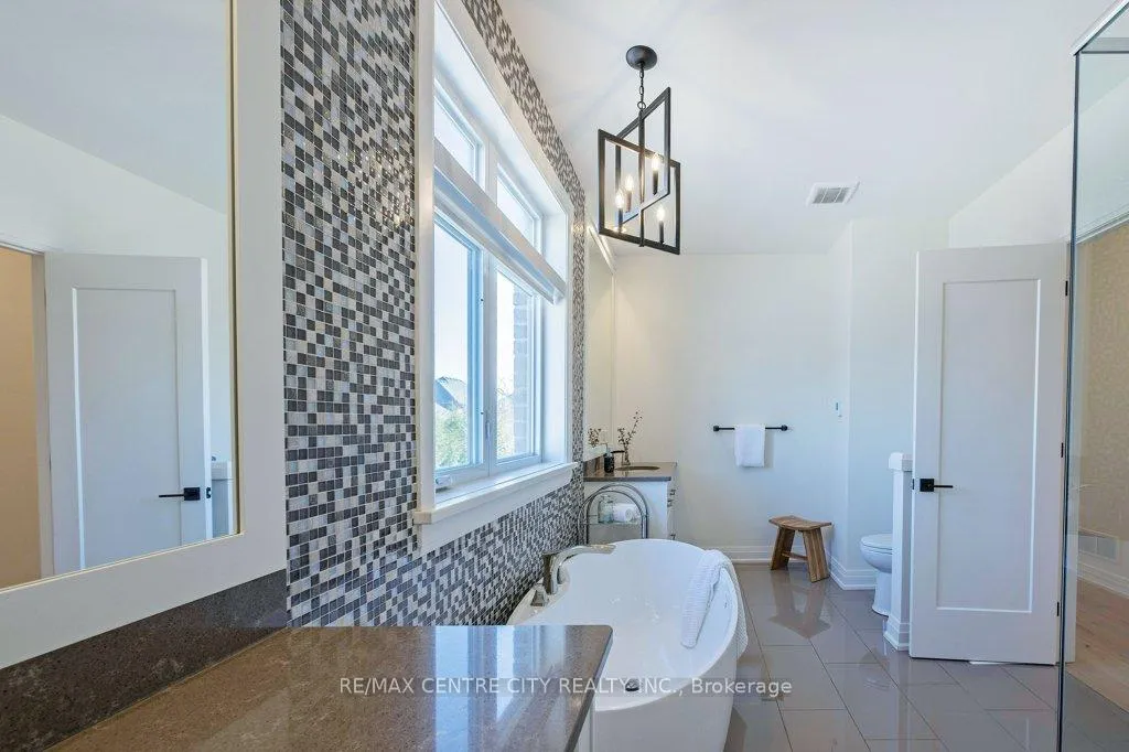 Photo 20 of Unit 7, 1166 Riverbend Road, London, South B — HOMEH