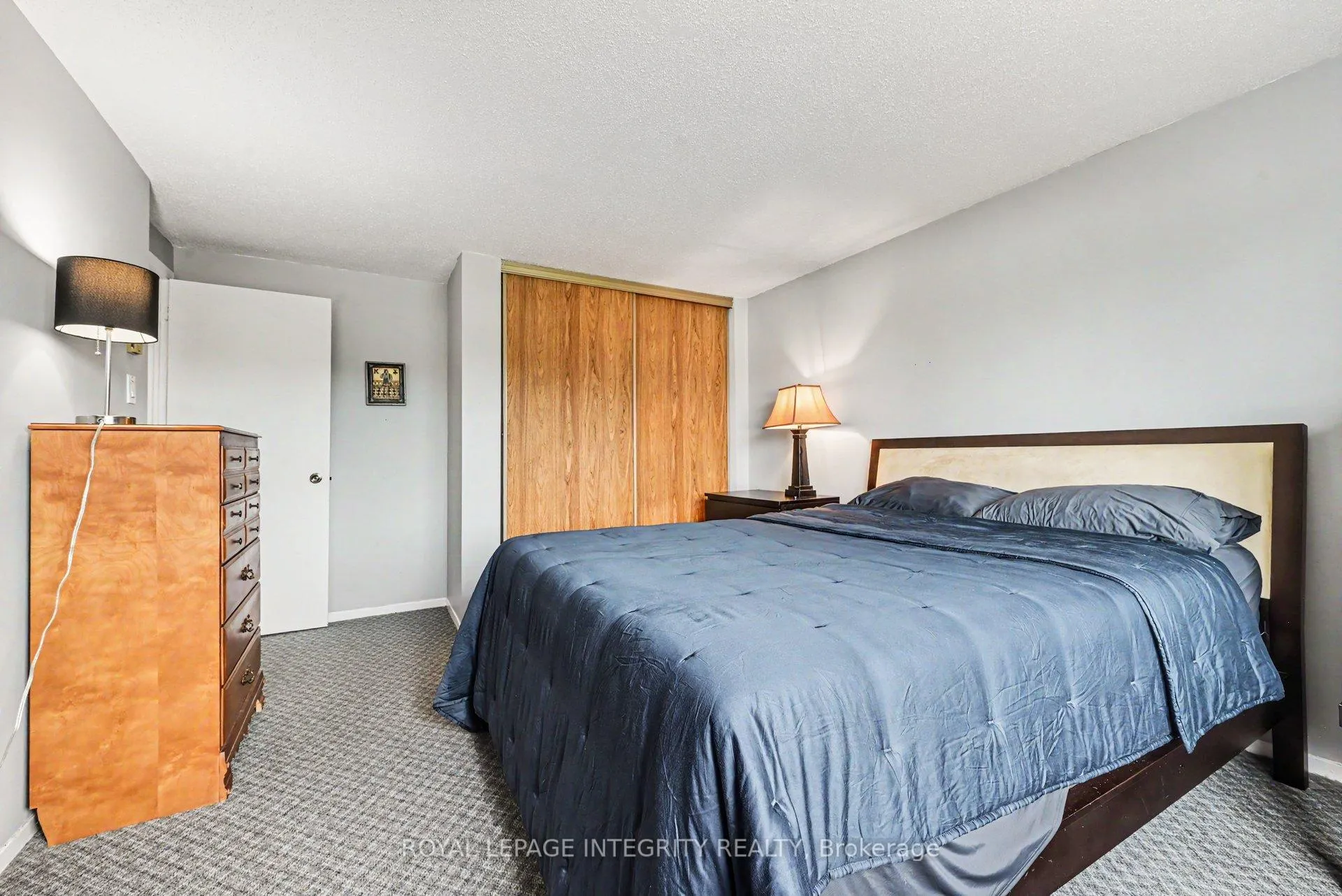 Photo 14 of Unit A, 26A Lovell Lane, Ottawa, Westcliffe Estates — HOMEH
