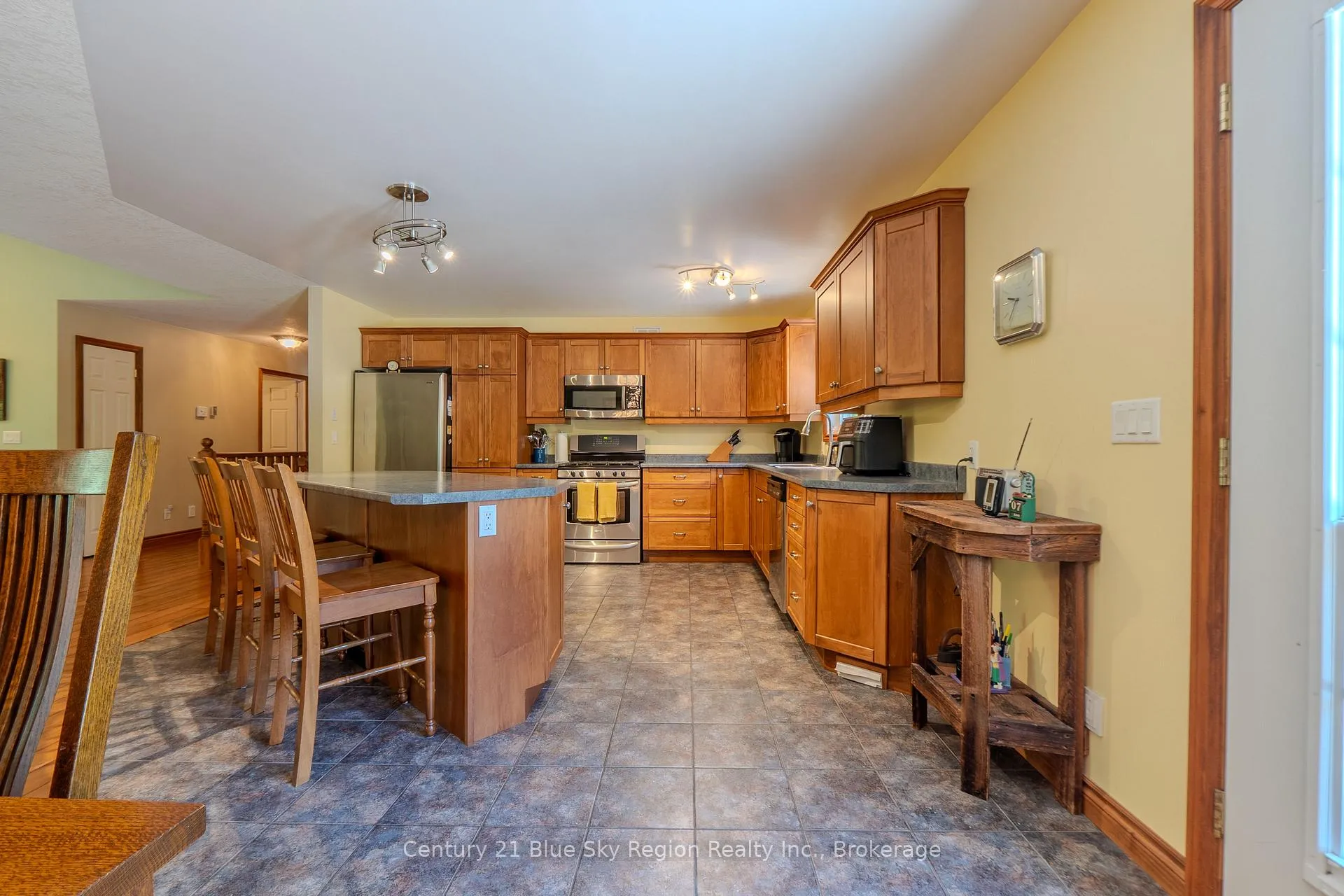 Photo 12 of 106 Lighthouse Road, Callander — HOMEH