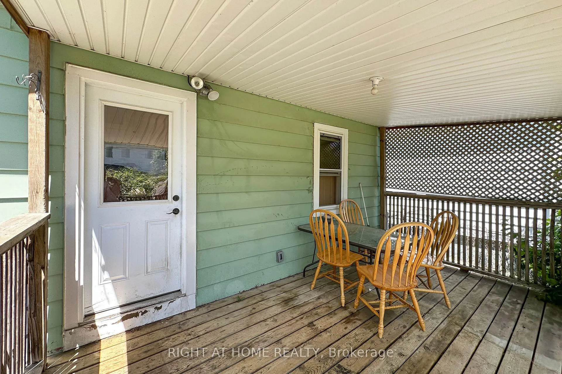 Photo 16 of 235 Edward Avenue, Oshawa, Central — HOMEH