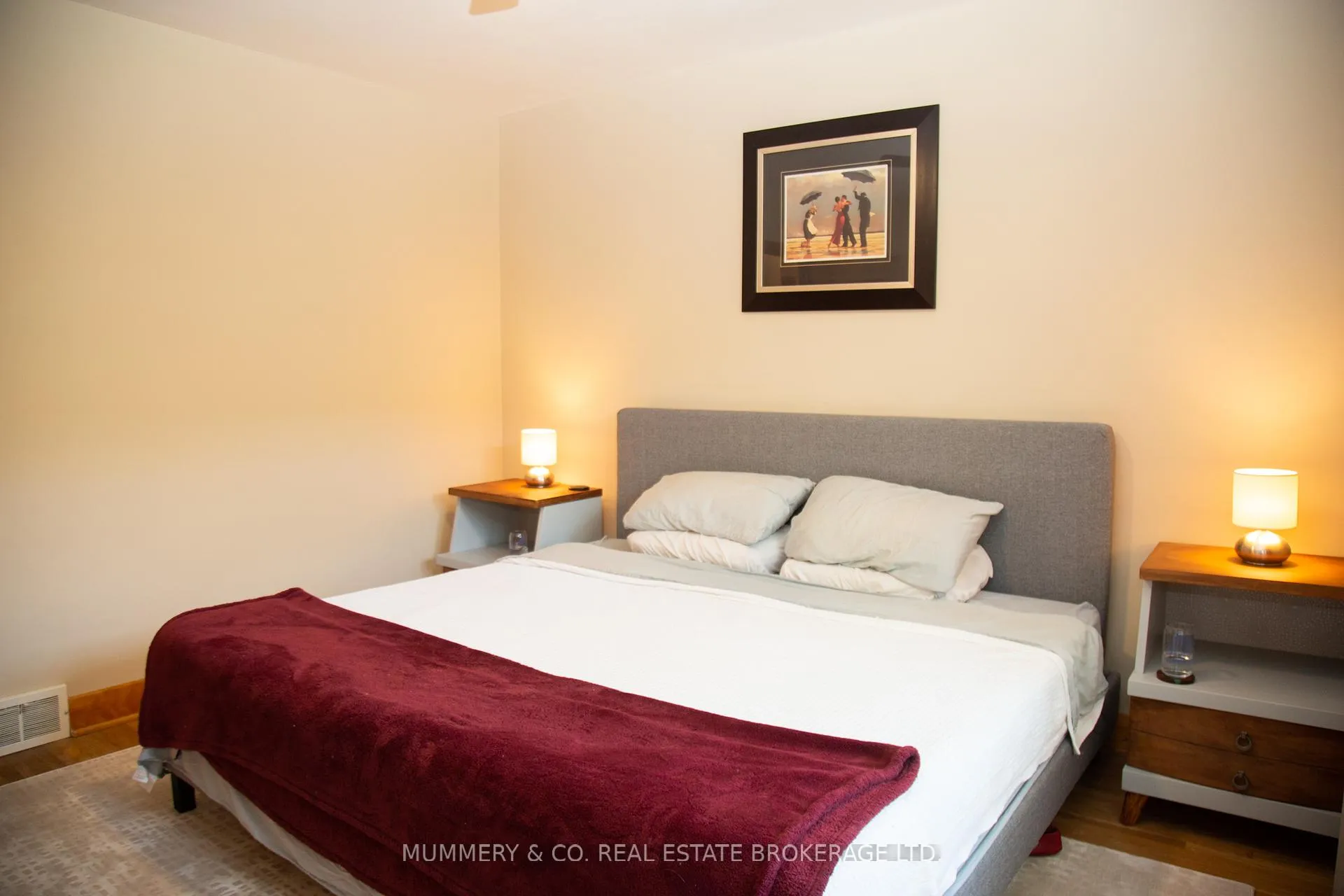 Photo 18 of 42 Hawthorne Avenue, Norfolk, Simcoe — HOMEH