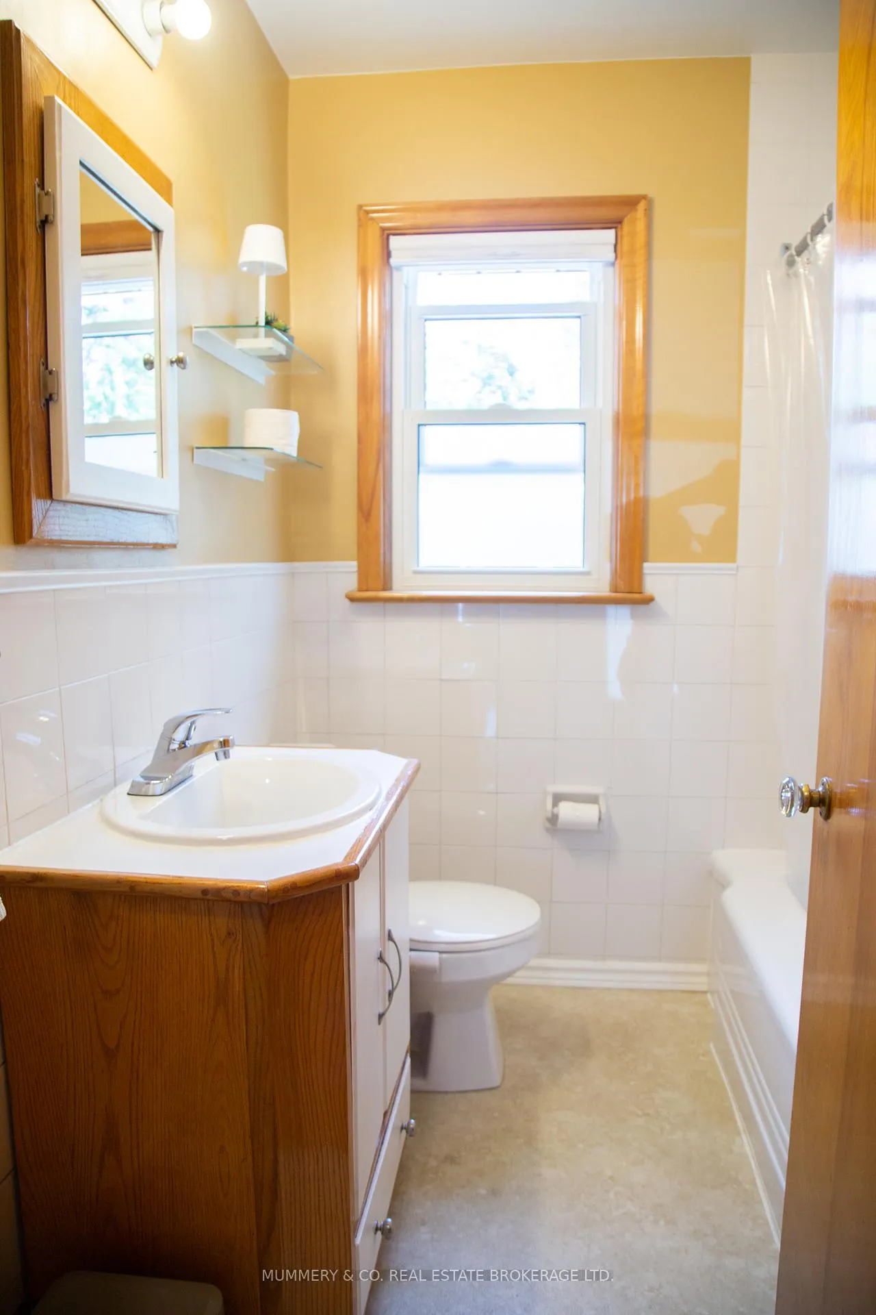 Photo 20 of 42 Hawthorne Avenue, Norfolk, Simcoe — HOMEH