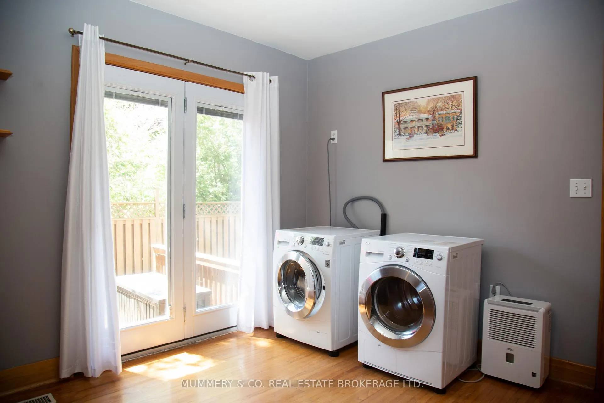 Photo 26 of 42 Hawthorne Avenue, Norfolk, Simcoe — HOMEH