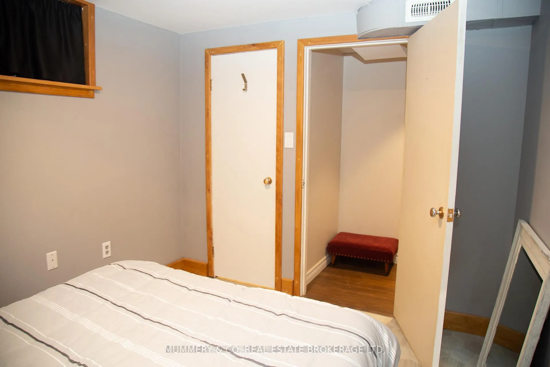 Photo 47 of 42 Hawthorne Avenue, Norfolk, Simcoe — HOMEH
