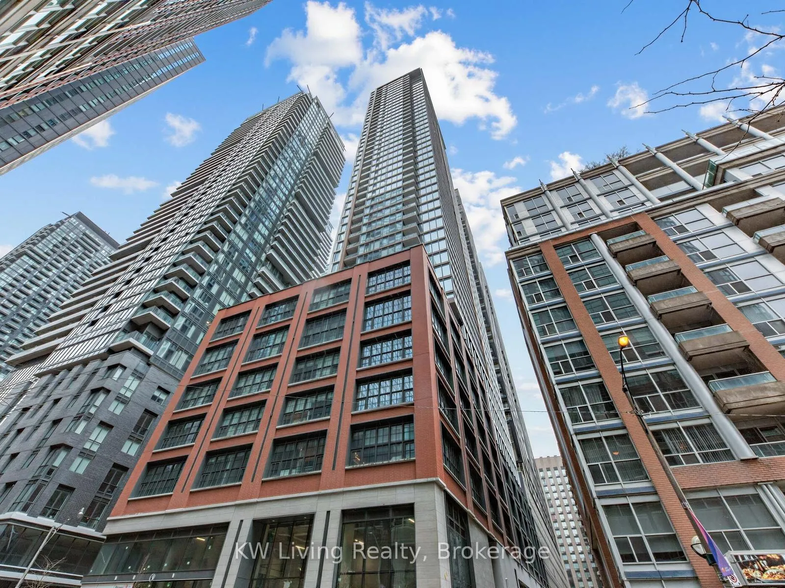 Front of Unit 4009, 55 Mercer Street