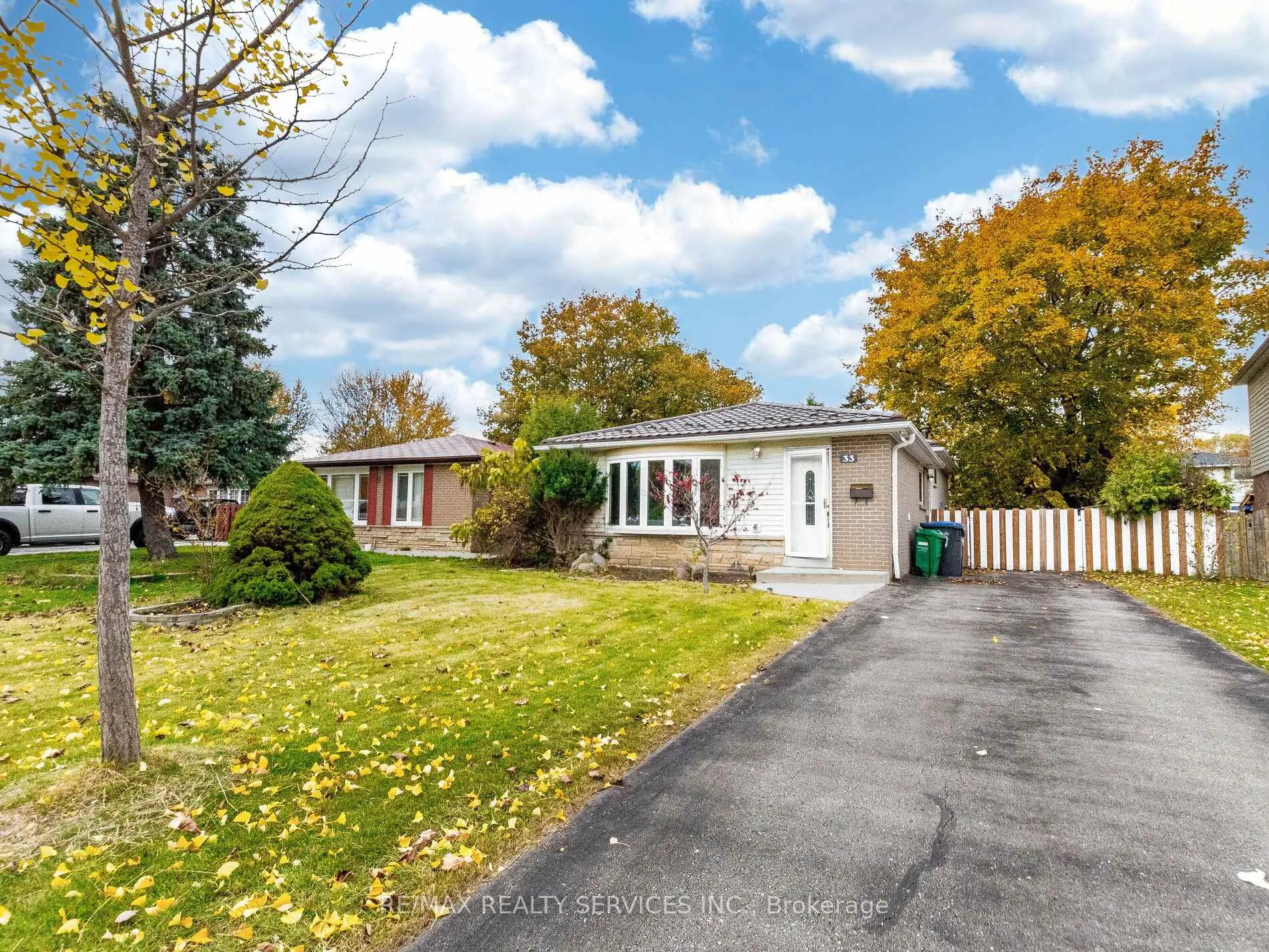 Photo 4 of 33 Elrose Road, Brampton, Southgate — HOMEH